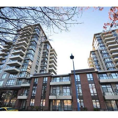 Jj Vancouver Guest House 列治文 外观 照片