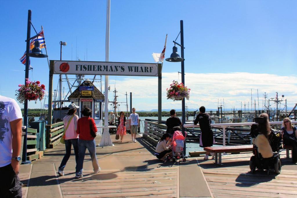 Jj Vancouver Guest House 列治文 外观 照片